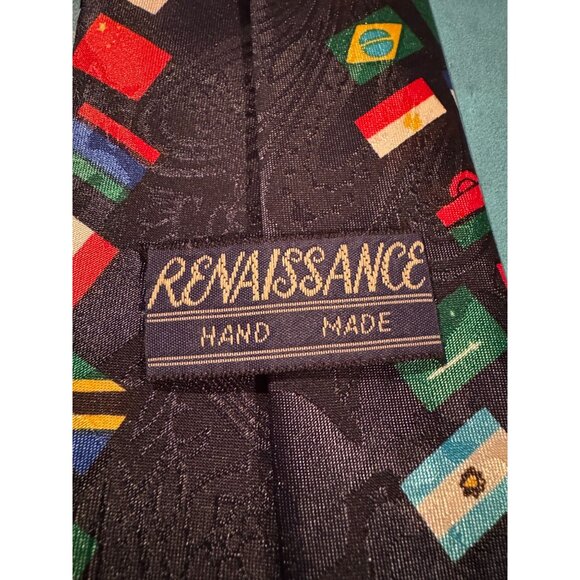 Renaissance Handmade Tie – Statue of Liberty & World Flags – 100% Polyester - Picture 2 of 9